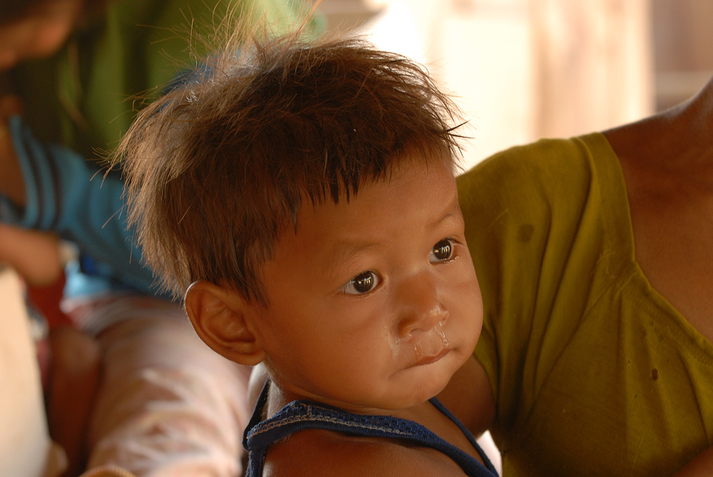 I bambini del Ratanakiri - Sguardi e visi dei bambini del Ratanakiri, il futuro di questa parte di Cambigia.